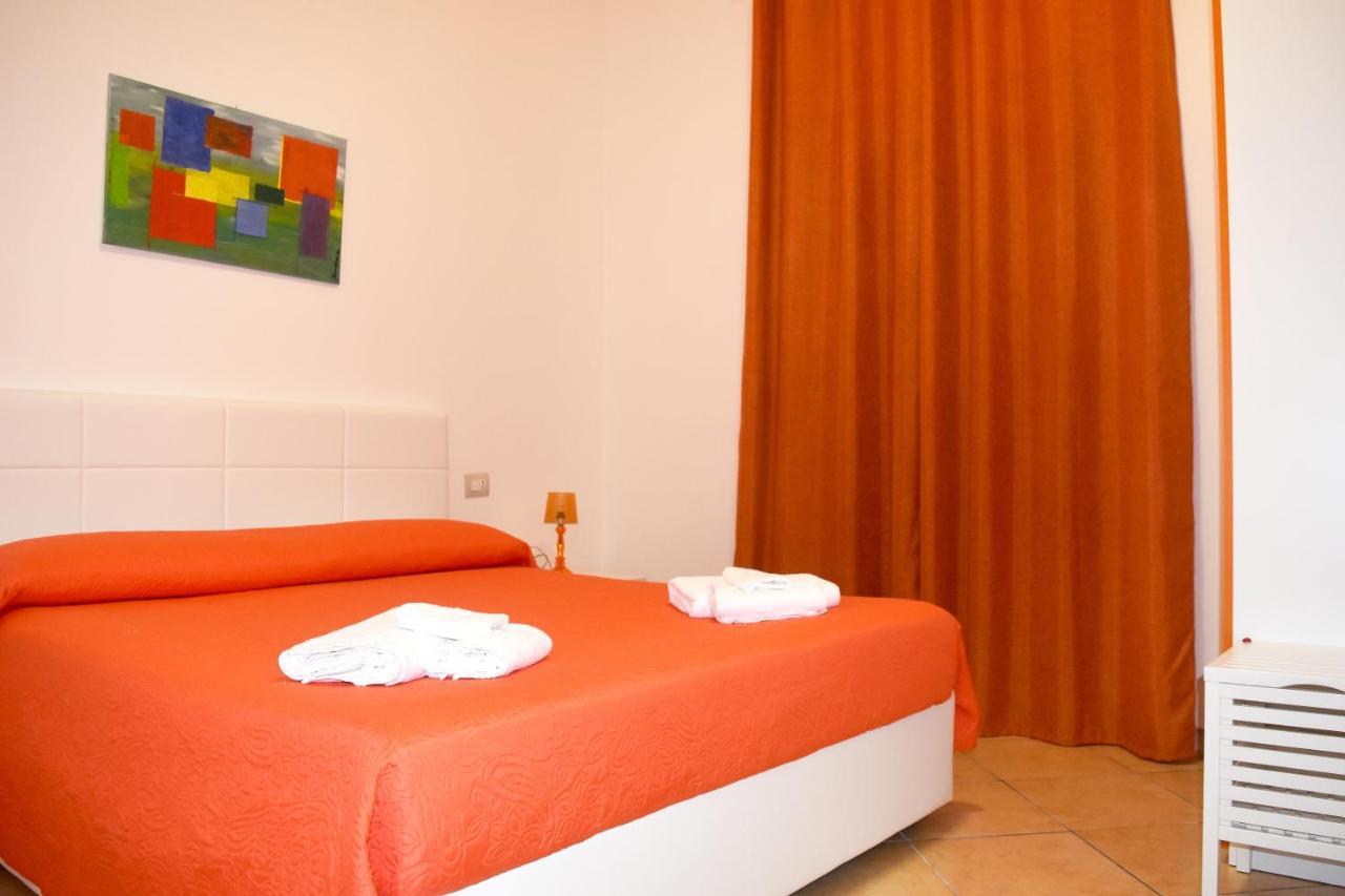Bed & Breakfast Domus Pepe Scalea Exterior foto